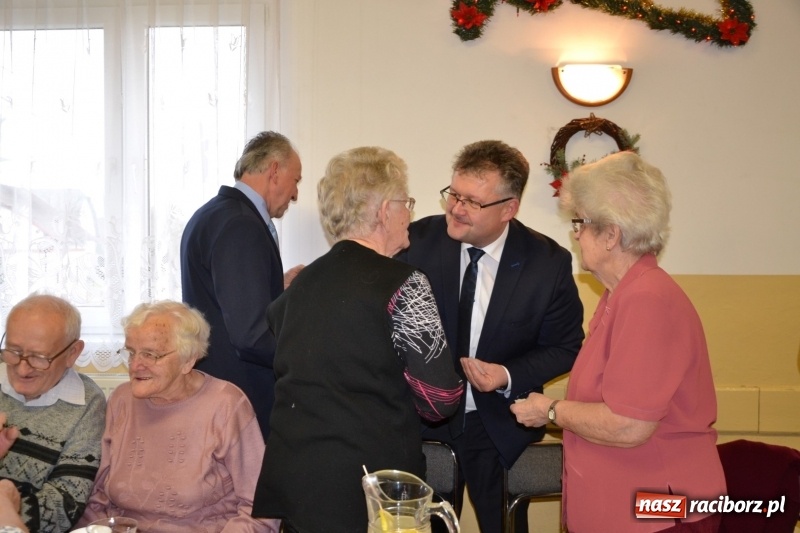 Zdjęcie w galerii na portalu naszraciborz.pl: Przy wigilijnym stole w gminie Krzyżanowice wiadomości z regionu