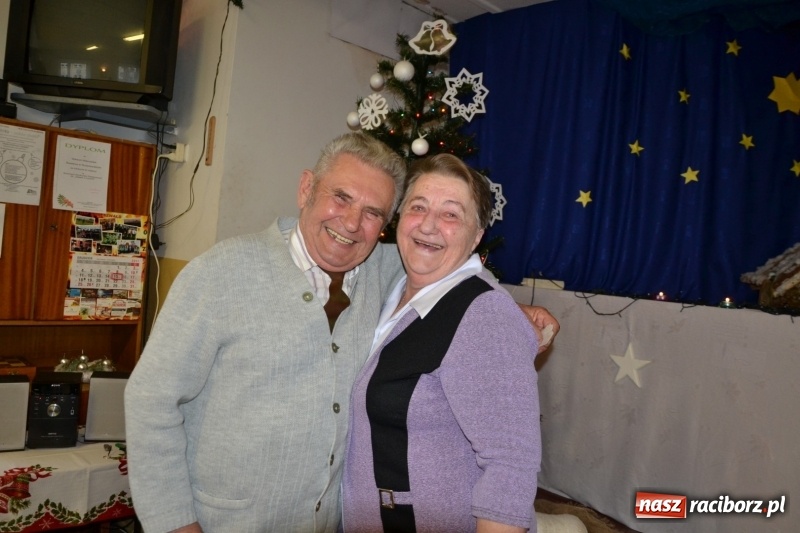 Zdjęcie w galerii na portalu naszraciborz.pl: Przy wigilijnym stole w gminie Krzyżanowice wiadomości z regionu