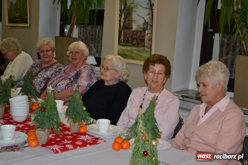 Zdjęcie w galerii na portalu naszraciborz.pl: Przy wigilijnym stole w gminie Krzyżanowice wiadomości z regionu