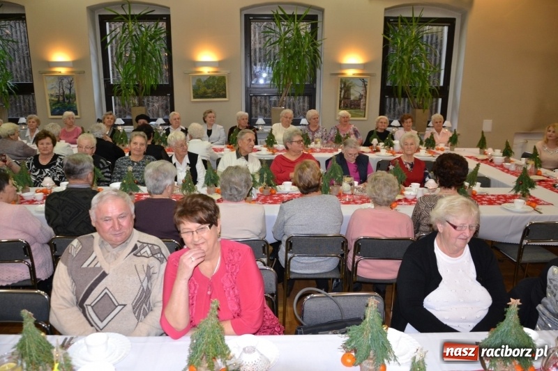 Zdjęcie w galerii na portalu naszraciborz.pl: Przy wigilijnym stole w gminie Krzyżanowice wiadomości z regionu