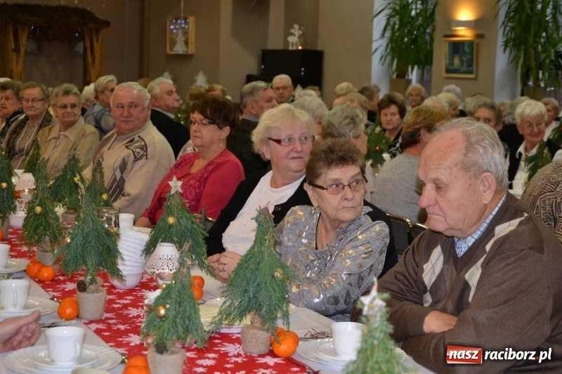 Zdjęcie w galerii na portalu naszraciborz.pl: Przy wigilijnym stole w gminie Krzyżanowice wiadomości z regionu
