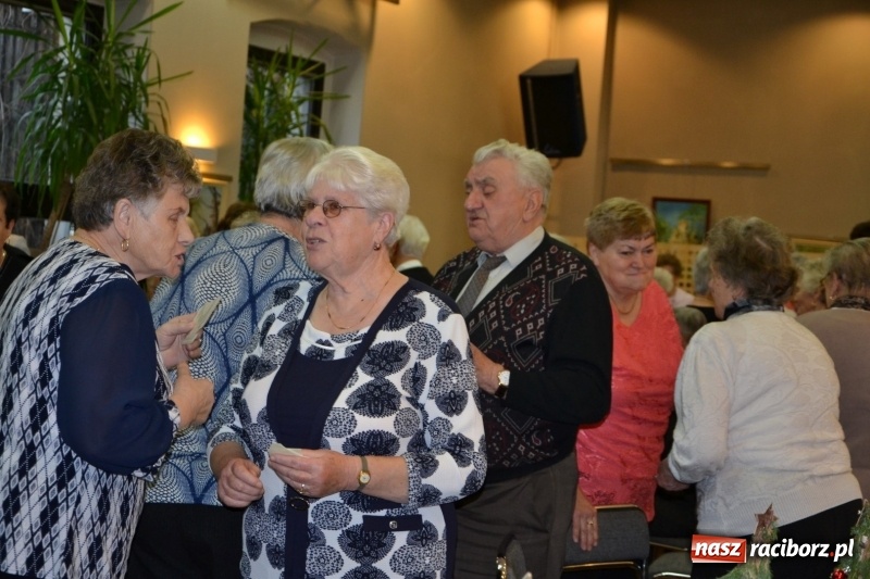 Zdjęcie w galerii na portalu naszraciborz.pl: Przy wigilijnym stole w gminie Krzyżanowice wiadomości z regionu