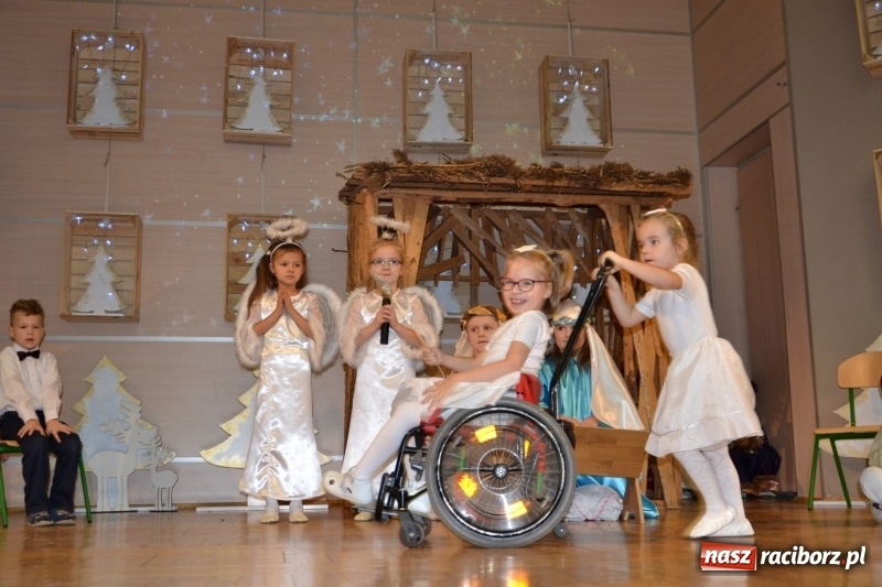 Zdjęcie w galerii na portalu naszraciborz.pl: Przy wigilijnym stole w gminie Krzyżanowice wiadomości z regionu