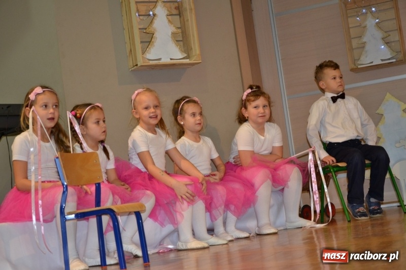 Zdjęcie w galerii na portalu naszraciborz.pl: Przy wigilijnym stole w gminie Krzyżanowice wiadomości z regionu