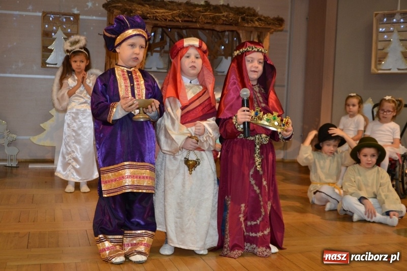 Zdjęcie w galerii na portalu naszraciborz.pl: Przy wigilijnym stole w gminie Krzyżanowice wiadomości z regionu