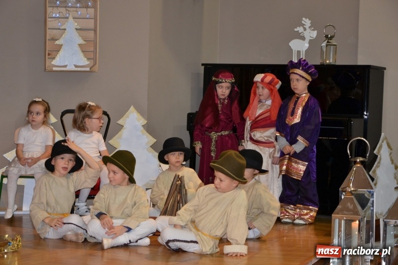 Zdjęcie w galerii na portalu naszraciborz.pl: Przy wigilijnym stole w gminie Krzyżanowice wiadomości z regionu