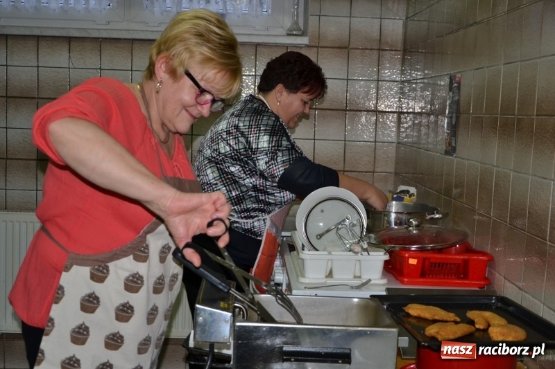 Zdjęcie w galerii na portalu naszraciborz.pl: Przy wigilijnym stole w gminie Krzyżanowice wiadomości z regionu