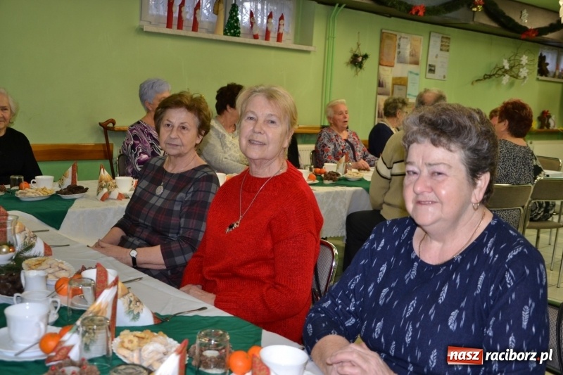 Zdjęcie w galerii na portalu naszraciborz.pl: Przy wigilijnym stole w gminie Krzyżanowice wiadomości z regionu