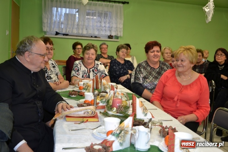 Zdjęcie w galerii na portalu naszraciborz.pl: Przy wigilijnym stole w gminie Krzyżanowice wiadomości z regionu