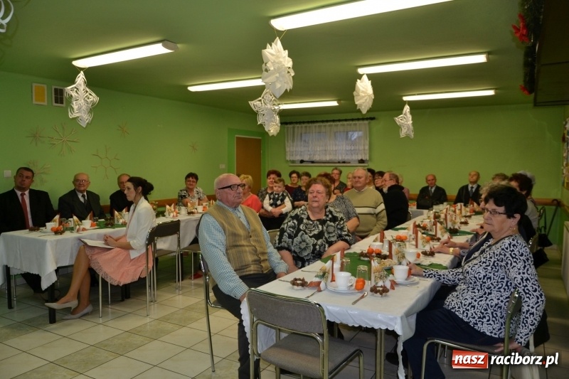 Zdjęcie w galerii na portalu naszraciborz.pl: Przy wigilijnym stole w gminie Krzyżanowice wiadomości z regionu