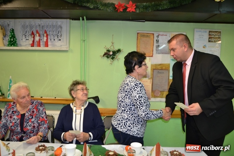 Zdjęcie w galerii na portalu naszraciborz.pl: Przy wigilijnym stole w gminie Krzyżanowice wiadomości z regionu
