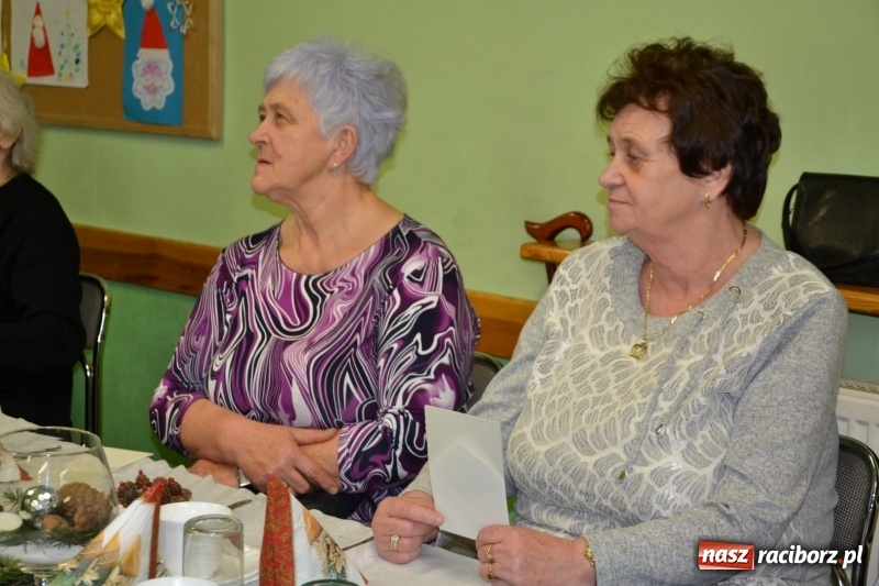 Zdjęcie w galerii na portalu naszraciborz.pl: Przy wigilijnym stole w gminie Krzyżanowice wiadomości z regionu
