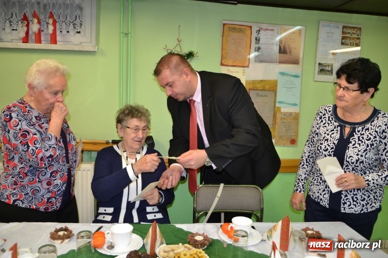 Zdjęcie w galerii na portalu naszraciborz.pl: Przy wigilijnym stole w gminie Krzyżanowice wiadomości z regionu