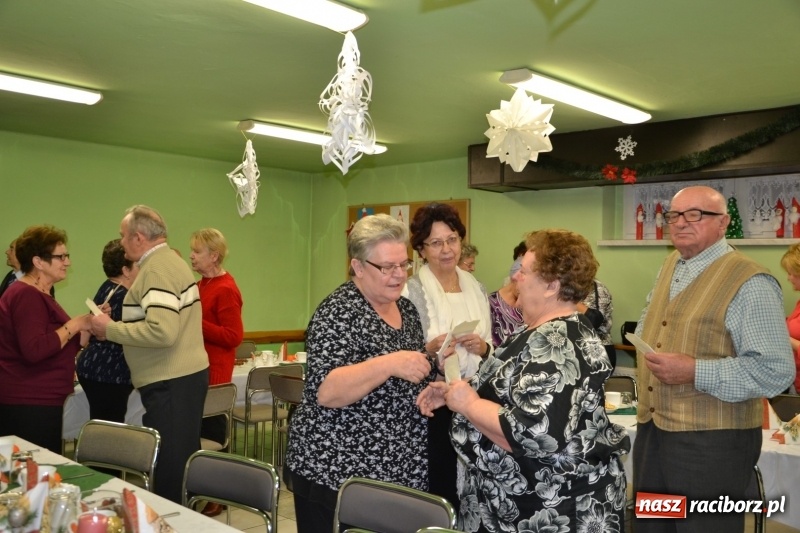 Zdjęcie w galerii na portalu naszraciborz.pl: Przy wigilijnym stole w gminie Krzyżanowice wiadomości z regionu