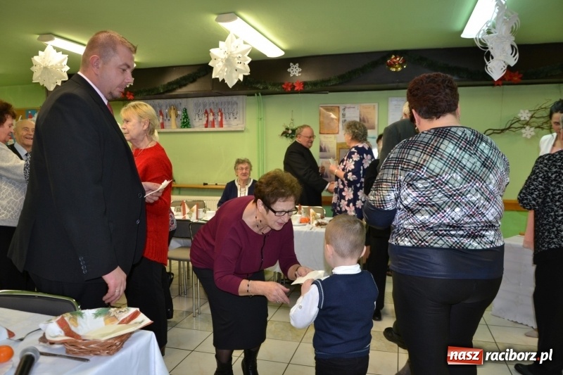 Zdjęcie w galerii na portalu naszraciborz.pl: Przy wigilijnym stole w gminie Krzyżanowice wiadomości z regionu