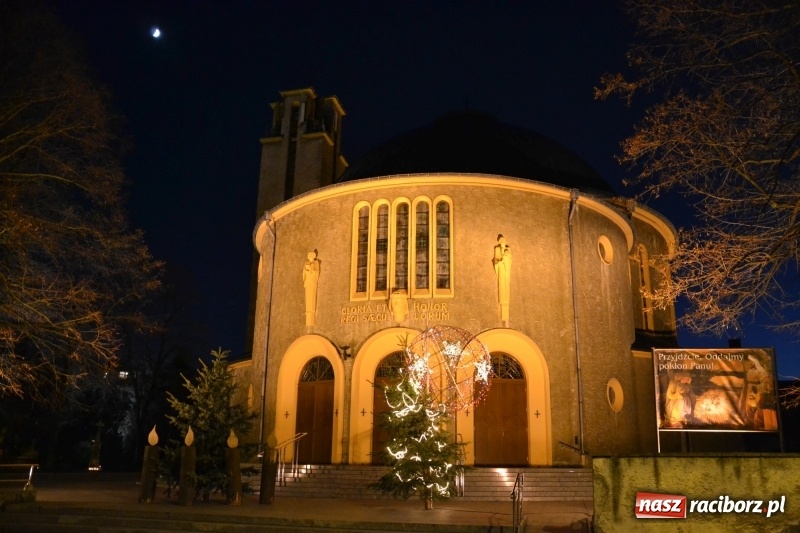 Zdjęcie w galerii na portalu naszraciborz.pl: Szopki na Starej Wsi i Nowych Zagrodach wiadomości z regionu