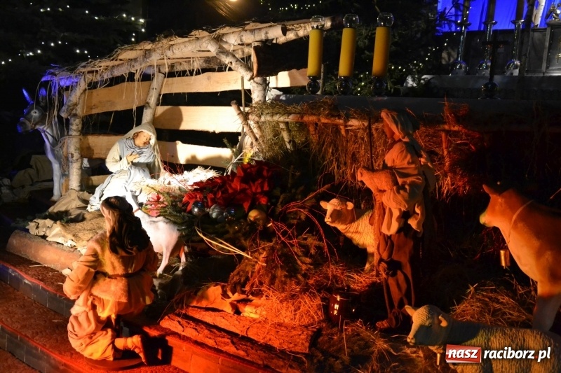 Zdjęcie w galerii na portalu naszraciborz.pl: Szopki na Starej Wsi i Nowych Zagrodach wiadomości z regionu
