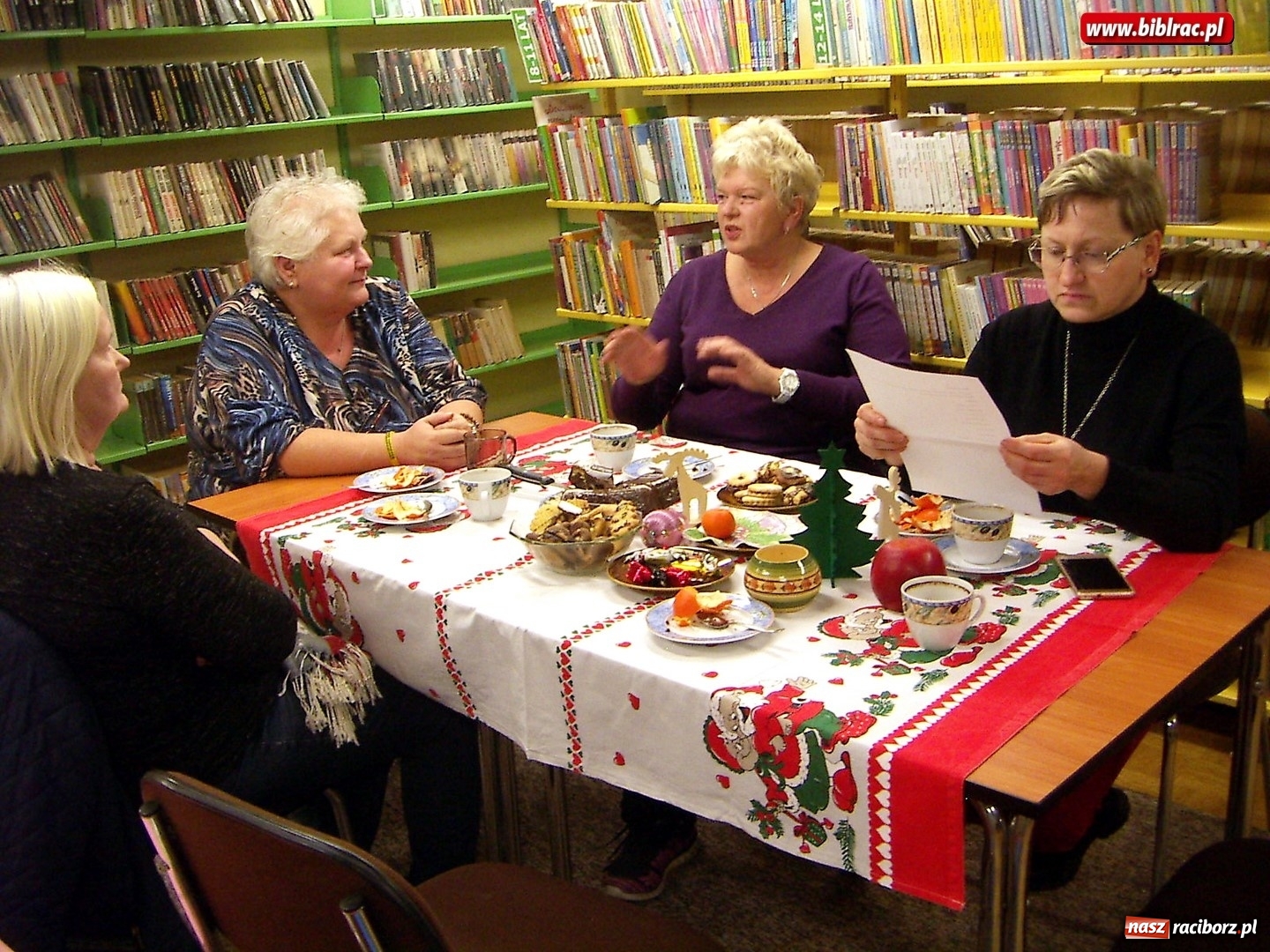 Zdjęcie w galerii na portalu naszraciborz.pl: Świąteczne opowieści w MiPBP wiadomości z regionu