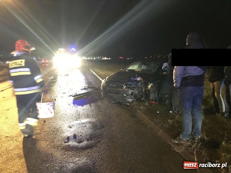 Zdjęcie w galerii na portalu naszraciborz.pl: Fiat i ford zderzyły się na Piaskowej  wiadomości z regionu