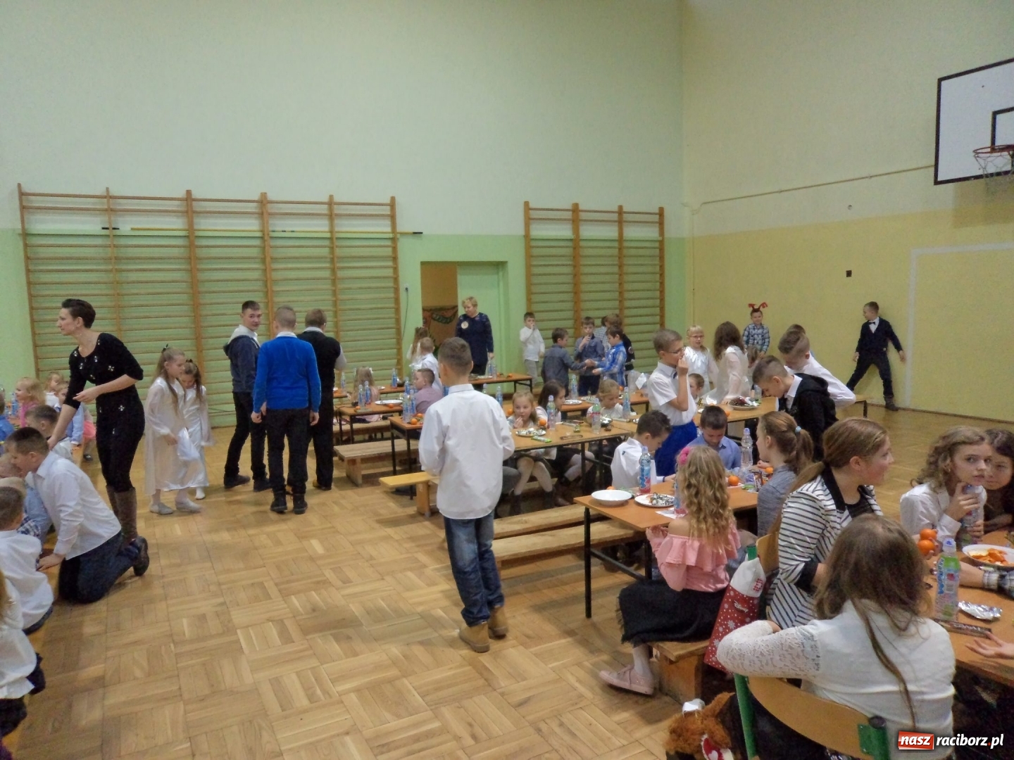 Zdjęcie w galerii na portalu naszraciborz.pl: Wigilia w ZSP w Borucinie wiadomości z regionu