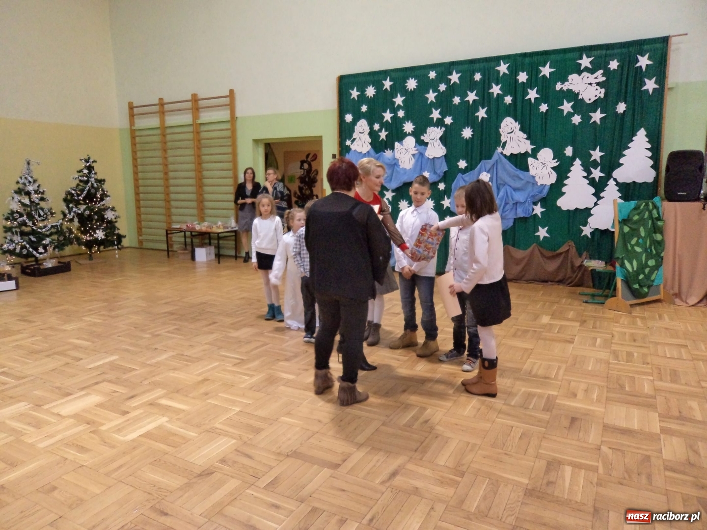 Zdjęcie w galerii na portalu naszraciborz.pl: Wigilia w ZSP w Borucinie wiadomości z regionu