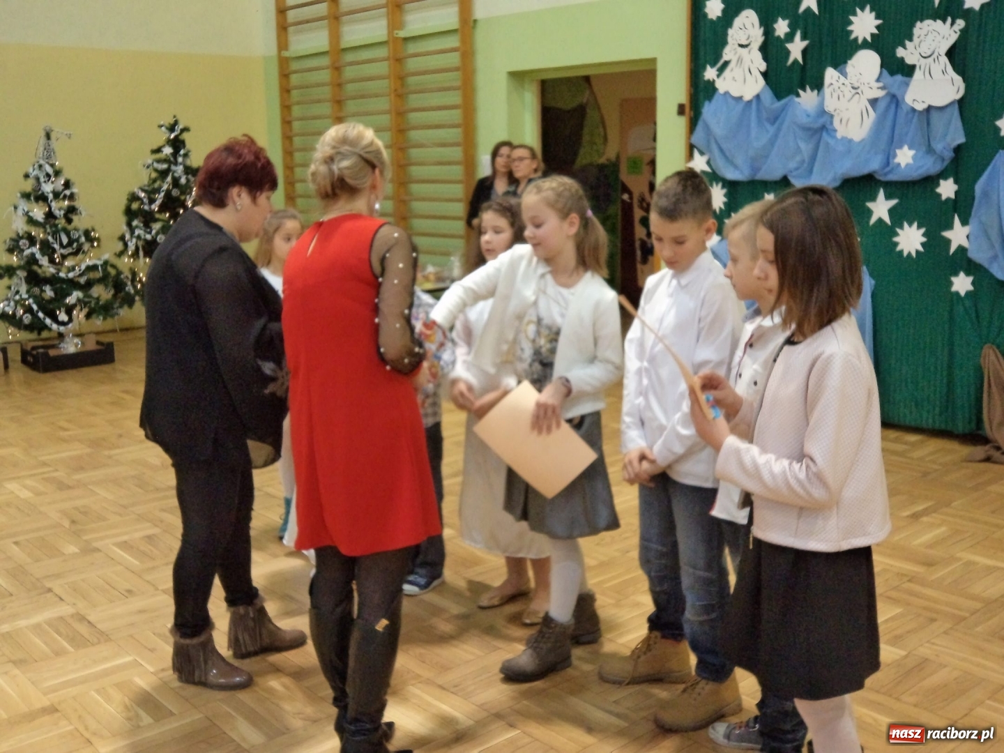 Zdjęcie w galerii na portalu naszraciborz.pl: Wigilia w ZSP w Borucinie wiadomości z regionu
