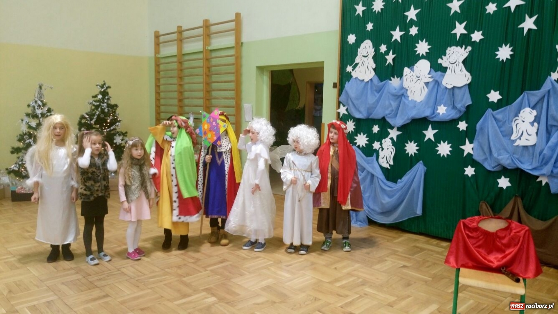 Zdjęcie w galerii na portalu naszraciborz.pl: Wigilia w ZSP w Borucinie wiadomości z regionu