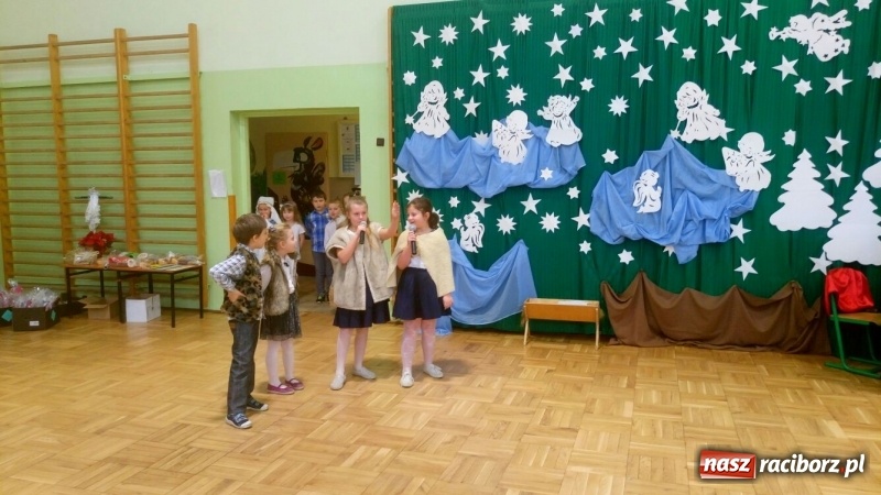 Zdjęcie w galerii na portalu naszraciborz.pl: Wigilia w ZSP w Borucinie wiadomości z regionu