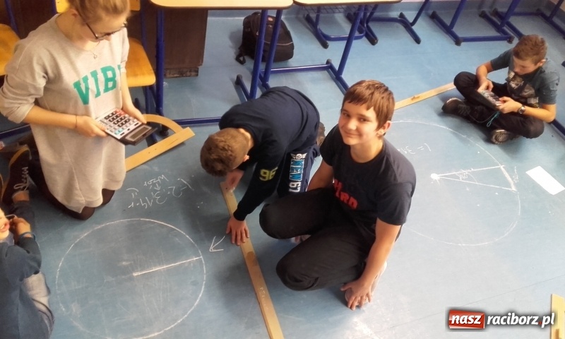 Zdjęcie w galerii na portalu naszraciborz.pl: W Rudach matematyka jest przyjemna wiadomości z regionu