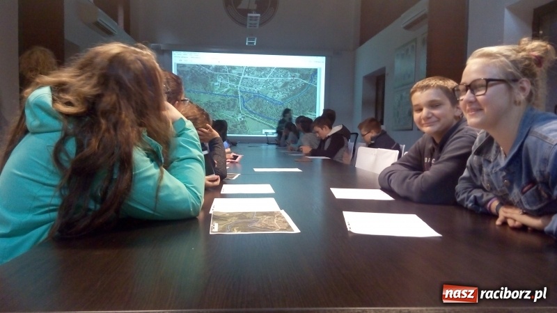 Zdjęcie w galerii na portalu naszraciborz.pl: W Rudach matematyka jest przyjemna wiadomości z regionu