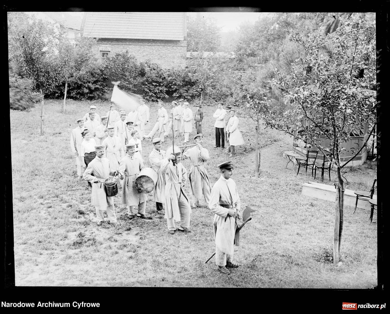 Zdjęcie w galerii na portalu naszraciborz.pl: Racibórz na starej fotografii - gorący okres plebiscytu  wiadomości z regionu
