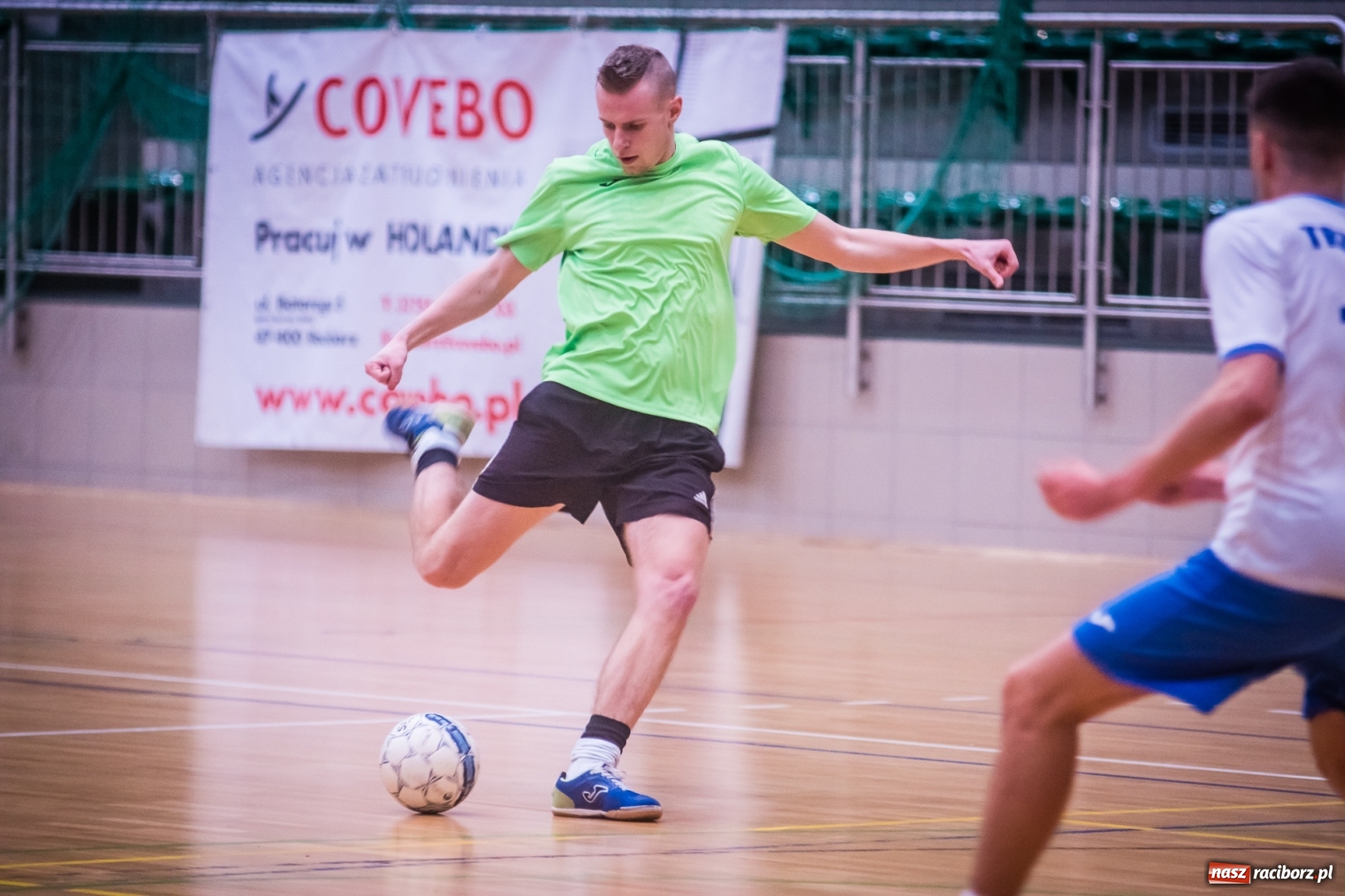 Zdjęcie w galerii na portalu naszraciborz.pl: Sobotni maraton z HLPN w Arenie Rafako wiadomości z regionu