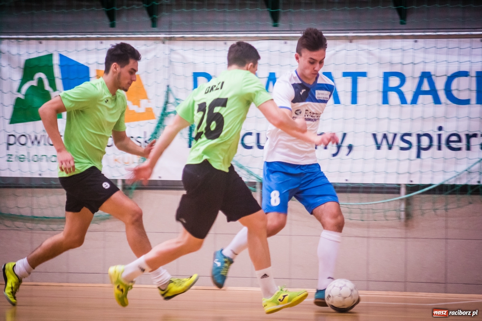 Zdjęcie w galerii na portalu naszraciborz.pl: Sobotni maraton z HLPN w Arenie Rafako wiadomości z regionu