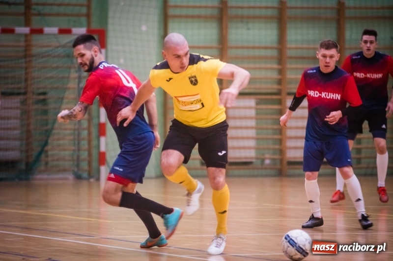 Zdjęcie w galerii na portalu naszraciborz.pl: Sobotni maraton z HLPN w Arenie Rafako wiadomości z regionu