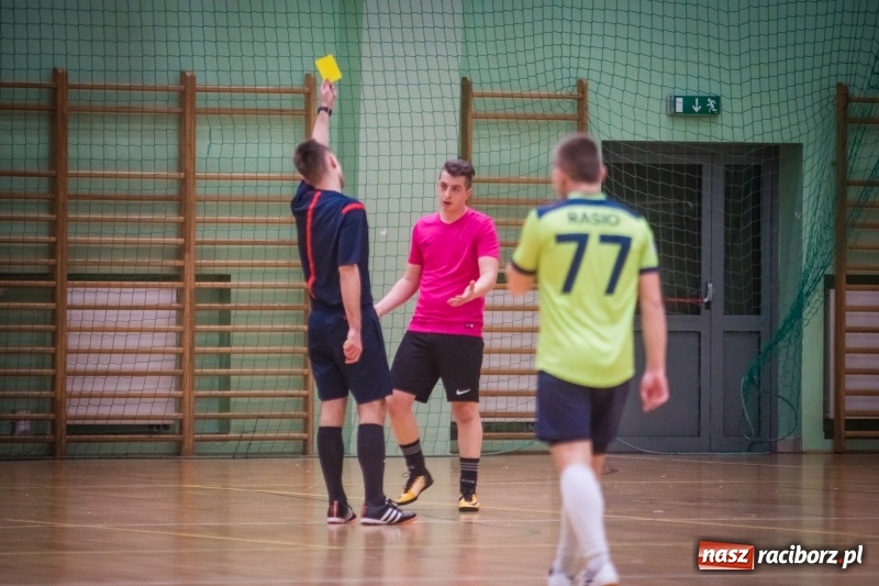 Zdjęcie w galerii na portalu naszraciborz.pl: Sobotni maraton z HLPN w Arenie Rafako wiadomości z regionu