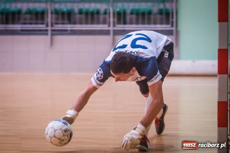 Zdjęcie w galerii na portalu naszraciborz.pl: Sobotni maraton z HLPN w Arenie Rafako wiadomości z regionu