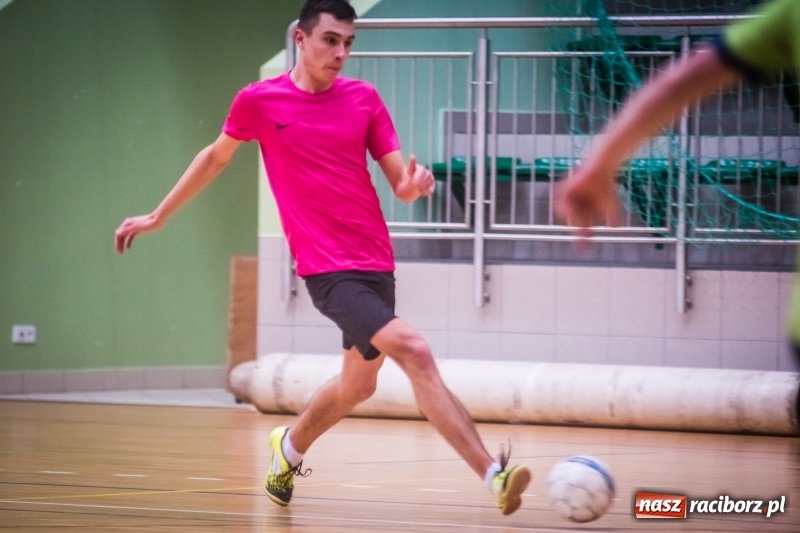 Zdjęcie w galerii na portalu naszraciborz.pl: Sobotni maraton z HLPN w Arenie Rafako wiadomości z regionu