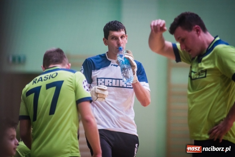 Zdjęcie w galerii na portalu naszraciborz.pl: Sobotni maraton z HLPN w Arenie Rafako wiadomości z regionu