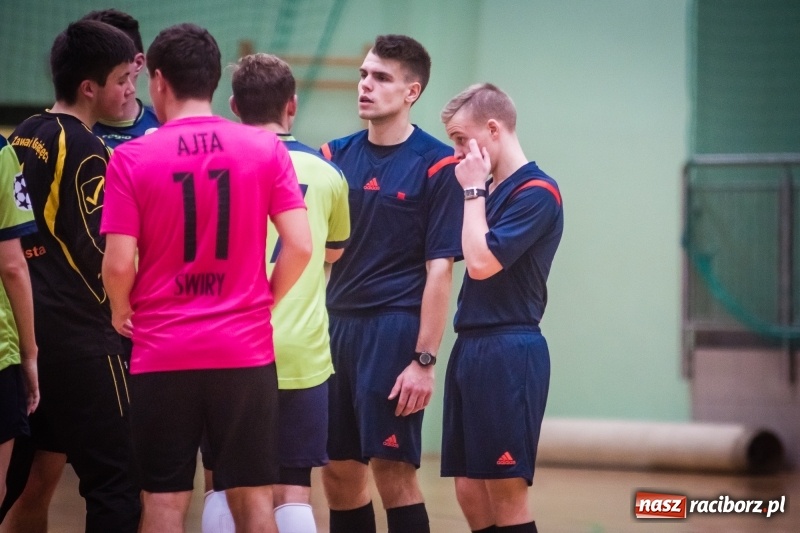 Zdjęcie w galerii na portalu naszraciborz.pl: Sobotni maraton z HLPN w Arenie Rafako wiadomości z regionu