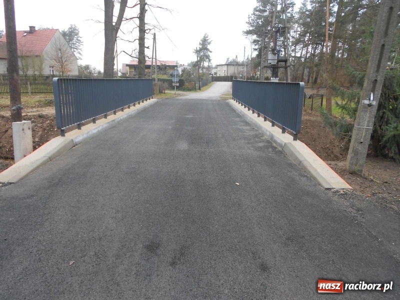 Zdjęcie w galerii na portalu naszraciborz.pl: Tak było, a tak jest! Koniec remontu mostu na Wierzbniku wiadomości z regionu