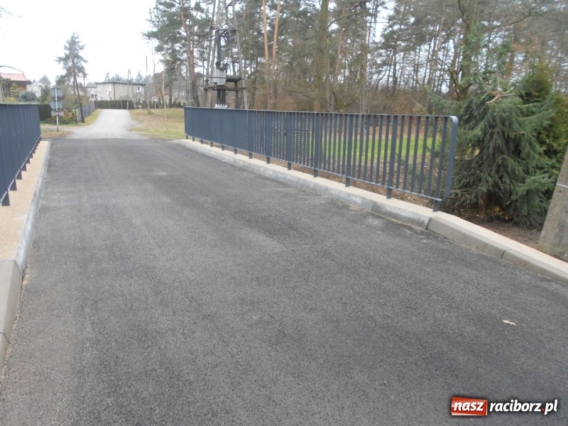 Zdjęcie w galerii na portalu naszraciborz.pl: Tak było, a tak jest! Koniec remontu mostu na Wierzbniku wiadomości z regionu