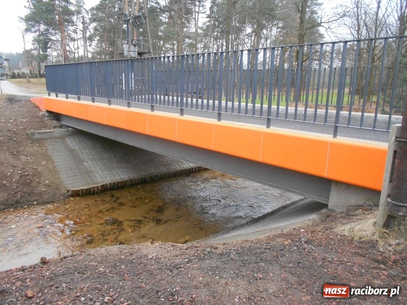 Zdjęcie w galerii na portalu naszraciborz.pl: Tak było, a tak jest! Koniec remontu mostu na Wierzbniku wiadomości z regionu
