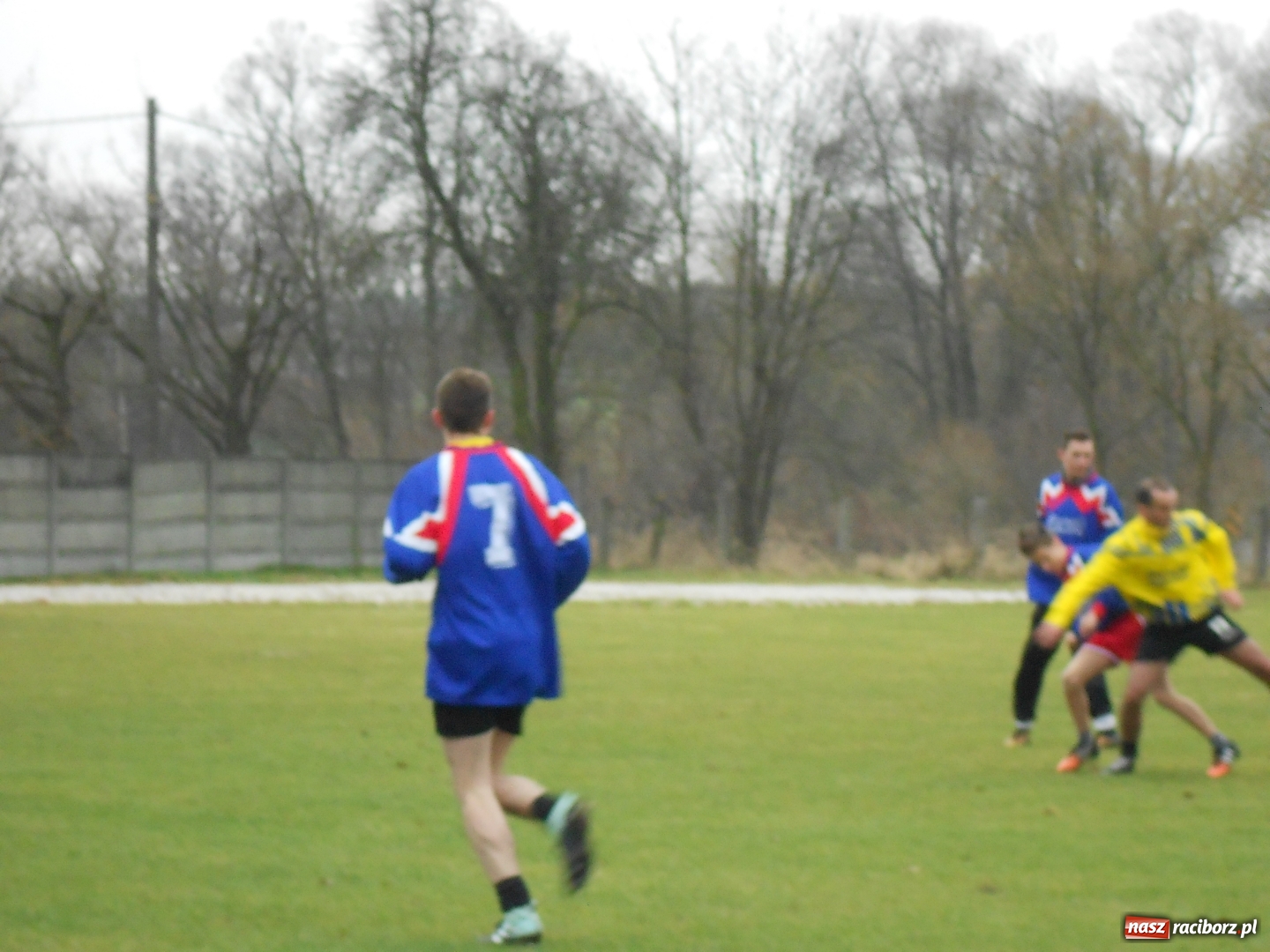 Zdjęcie w galerii na portalu naszraciborz.pl: Nowy Rok w Rudzie Kozielskiej na sportowo wiadomości z regionu