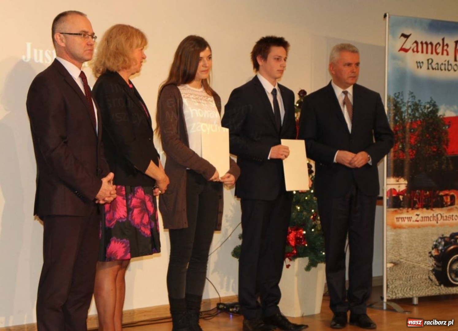 Zdjęcie w galerii na portalu naszraciborz.pl: Podsumowanie roku 2017 w raciborskim ZSOMS wiadomości z regionu