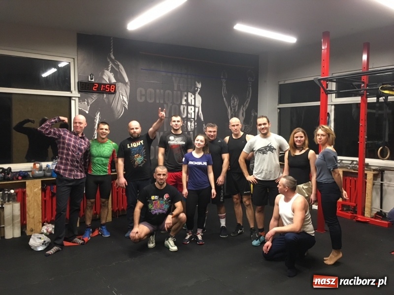 Zdjęcie w galerii na portalu naszraciborz.pl: Burpeesowy Sylwester w CrossTrening Racibórz wiadomości z regionu