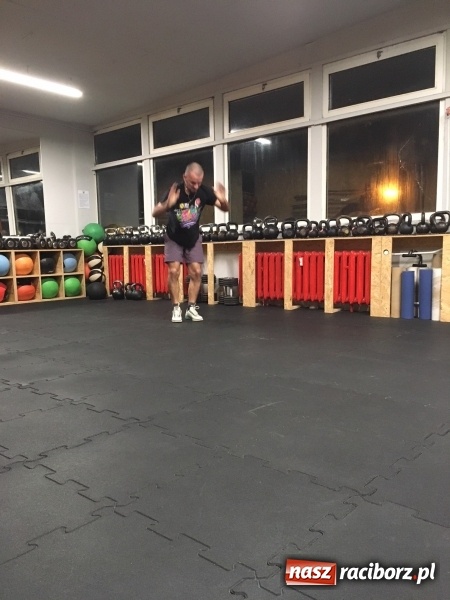 Zdjęcie w galerii na portalu naszraciborz.pl: Burpeesowy Sylwester w CrossTrening Racibórz wiadomości z regionu