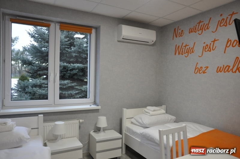 Zdjęcie w galerii na portalu naszraciborz.pl: Zobaczcie jak wygląda dziś Dom Sportowca na Ostrogu. Obiekt właśnie otwiera się dla gości wiadomości z regionu