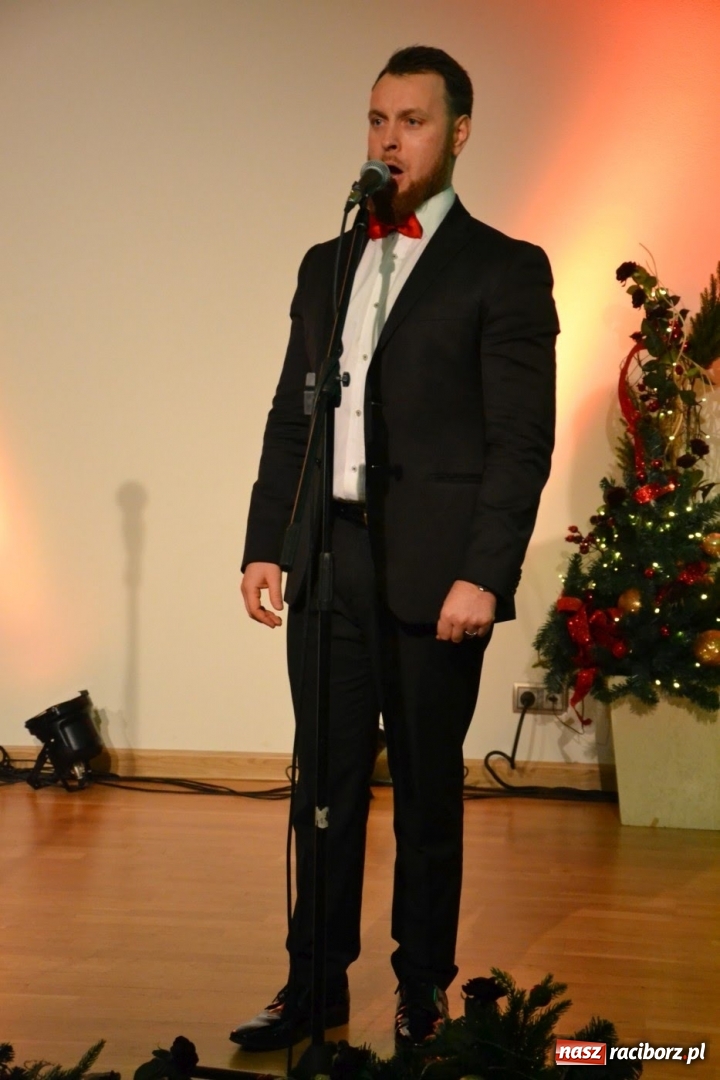 Zdjęcie w galerii na portalu naszraciborz.pl: Koncert karnawałowy na Zamku Piastowskim  wiadomości z regionu