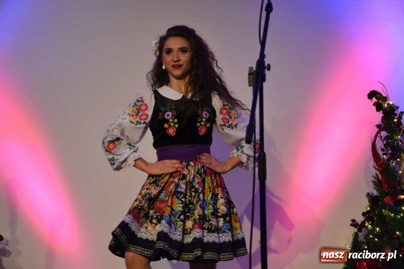 Zdjęcie w galerii na portalu naszraciborz.pl: Koncert karnawałowy na Zamku Piastowskim  wiadomości z regionu