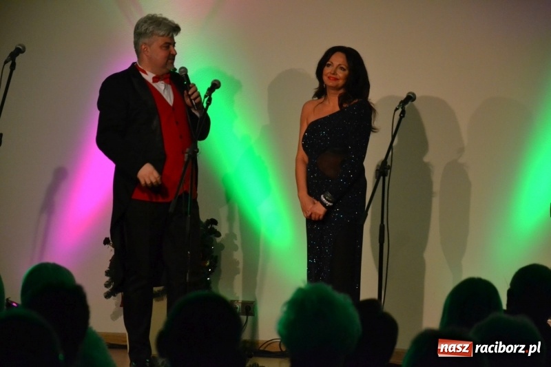 Zdjęcie w galerii na portalu naszraciborz.pl: Koncert karnawałowy na Zamku Piastowskim  wiadomości z regionu